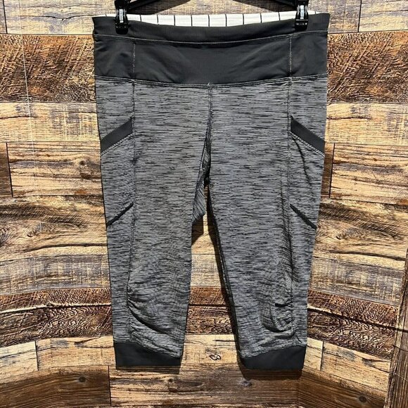 LULULEMON Crop pants leggings size 8 black gray Run For Fun athletic wear - Picture 9 of 16